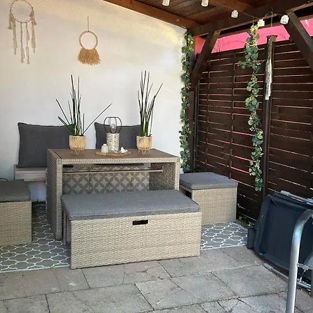 Tiny House Lahnfriede بيت للعطل ناساو