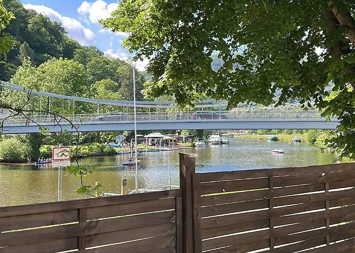 Tiny House Lahnfriede بيت للعطل *